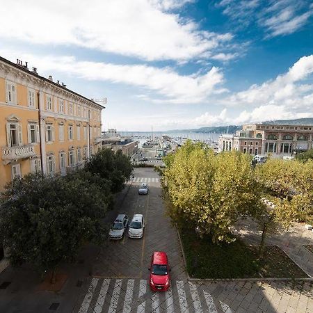 Residence Sara Триест Экстерьер фото