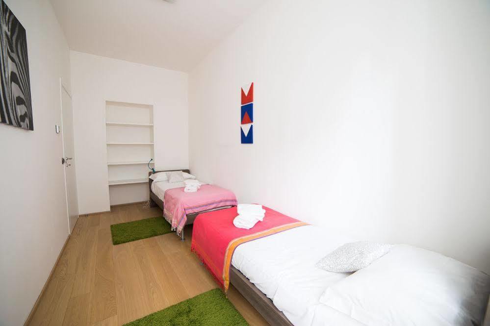 Residence Sara Триест Экстерьер фото